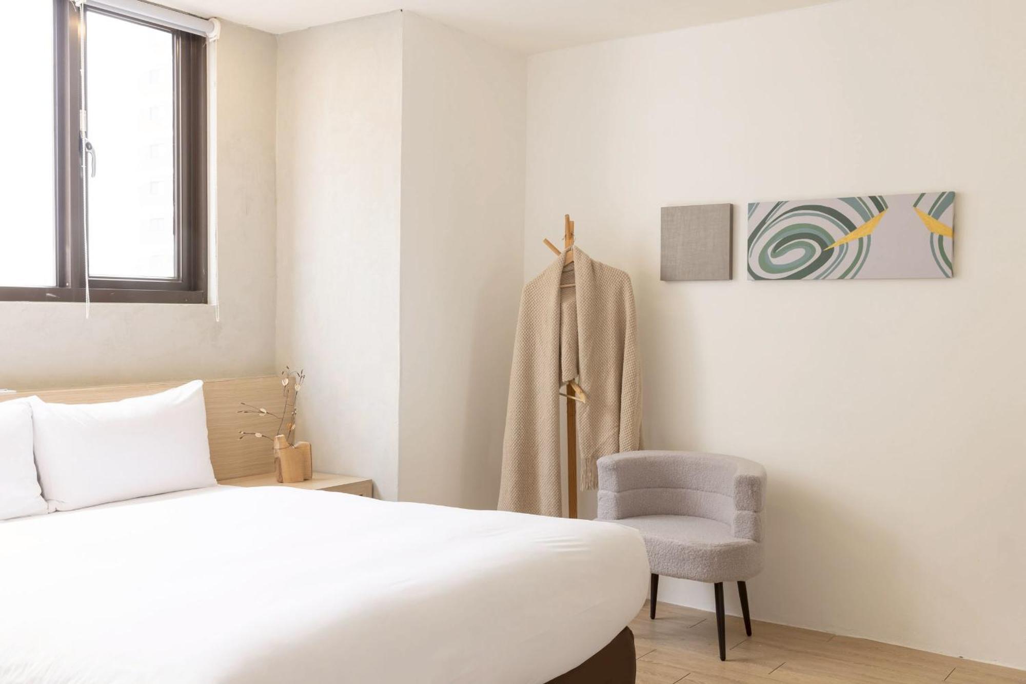 P Inn Tainan Buitenkant foto